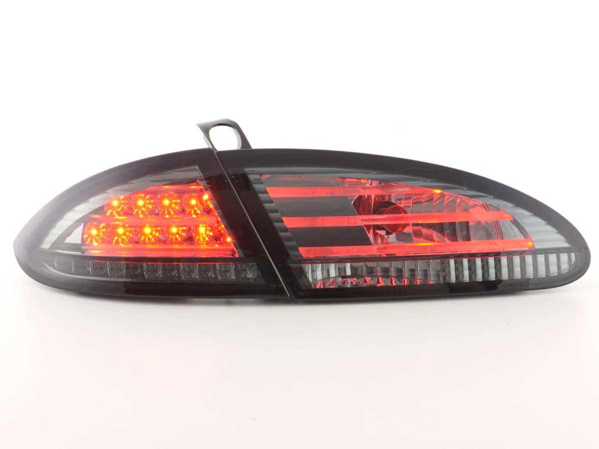 LED Rückleuchten Set Seat Leon Typ 1P 05-09 schwarz LED Rückleuchten Set Seat Leon Typ 1P 05-09 schwarz